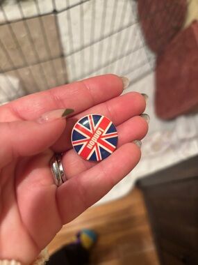 Union Jack London Pin Button - Red, Blue, White